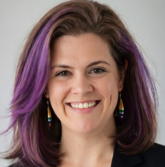 Meredy_Ayers_Headshot_final