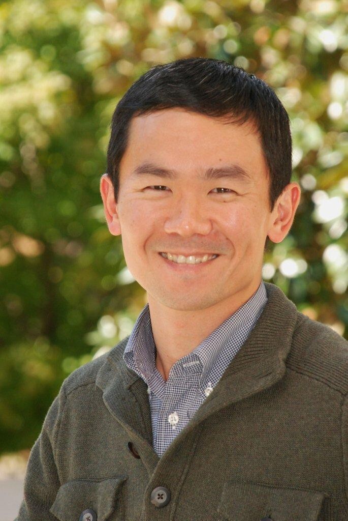 Jonathan Hetterly Headshot 11.19.25